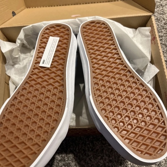 Vans sk8 hi tapered in blue. Womens 8/ men’s 6.5 - Picture 5 of 7